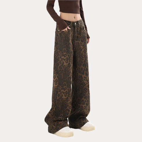 Leopard print retro straight baggy jeans with low waist and wide leg design.